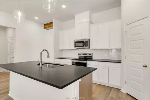 3113 Charge Ln, Bryan, TX 77808 photo 14