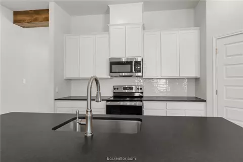 3113 Charge Ln, Bryan, TX 77808 photo 15