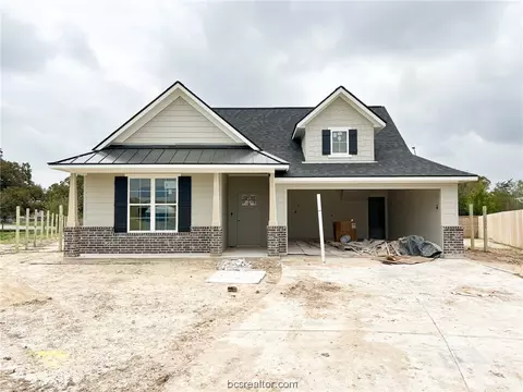 2103 Loblolly Ct, Bryan, TX 77807