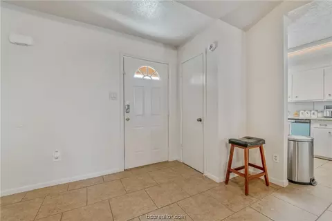 1102 Forest Glen Ct, Bryan, TX 77803 photo 18