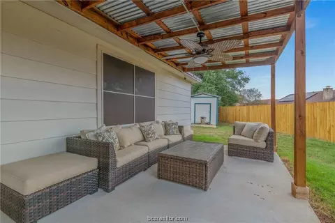 1102 Forest Glen Ct, Bryan, TX 77803 photo 19