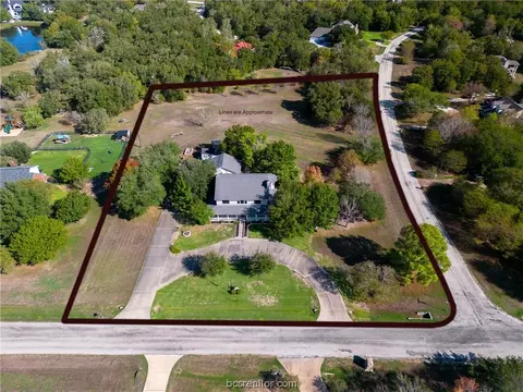 1407 Harpers Ferry Rd, College Station, TX 77845