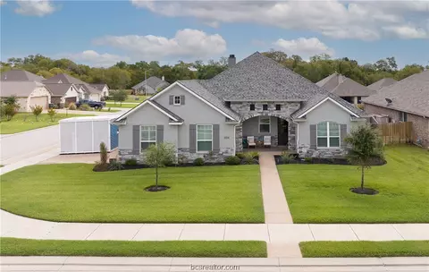 3014 Nobel Ct, Bryan, TX 77808