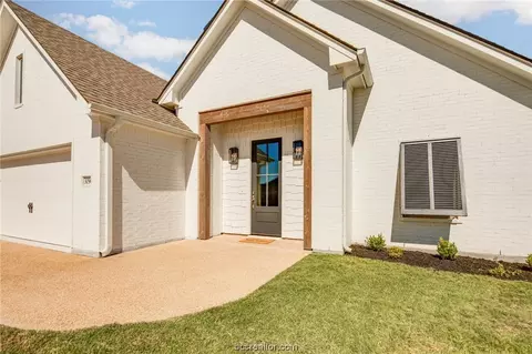 3096 Peterson Way, Bryan, TX 77802 photo 4
