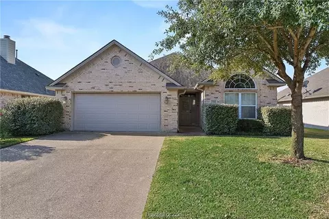 3906 Latinne Ln, College Station, TX 77845
