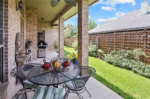 3703 Creston Ln, Bryan, TX 77802 photo 6