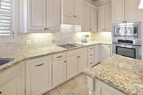 3703 Creston Ln, Bryan, TX 77802 photo 17