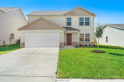 5597 Fox Bluff Dr, Bryan, TX 77807