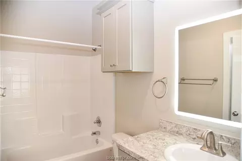 505 E 23rd St, Bryan, TX 77803 photo 4