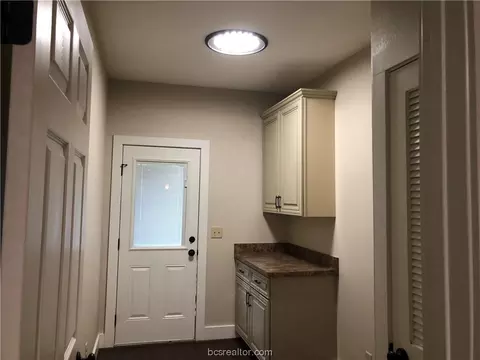506 E 23rd St, Bryan, TX 77803 photo 8