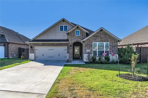 5158 Maroon Creek Dr, Bryan, TX 77802