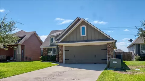 1071 Venice Dr, Bryan, TX 77808
