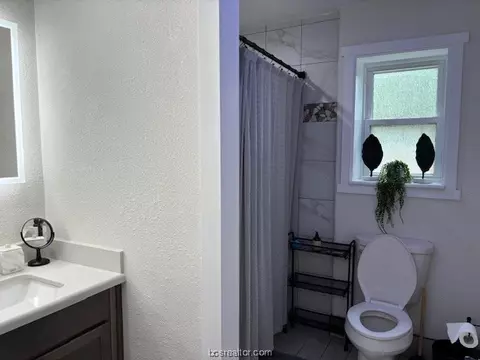 604 E 22nd St, Bryan, TX 77803 photo 7