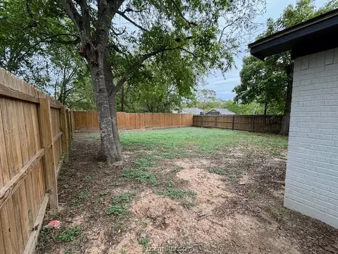 604 E 22nd St, Bryan, TX 77803 photo 10