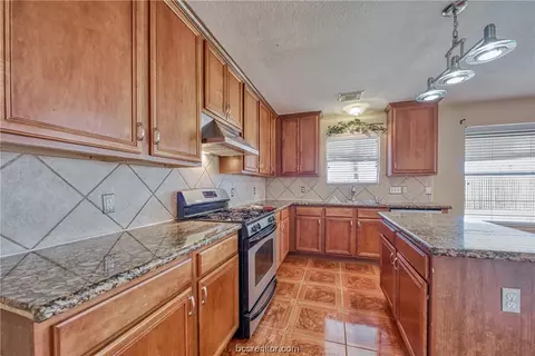 21502 Karpathos Ln, Spring, TX 77388 photo 2