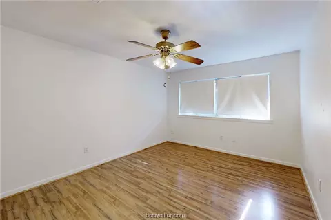2103 Vinewood Dr, Bryan, TX 77802 photo 12