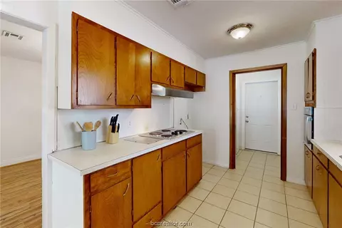 2103 Vinewood Dr, Bryan, TX 77802 photo 23