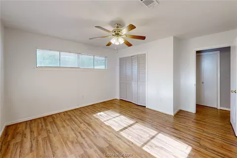 2103 Vinewood Dr, Bryan, TX 77802 photo 16