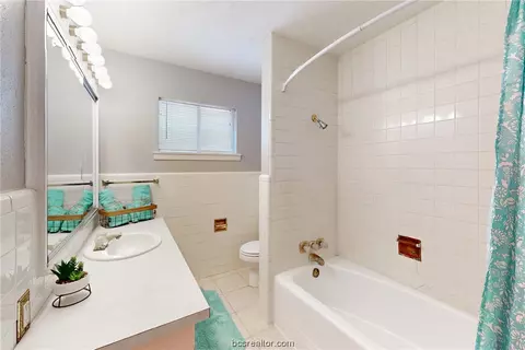 2103 Vinewood Dr, Bryan, TX 77802 photo 14