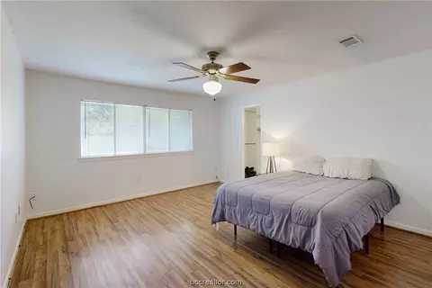 2103 Vinewood Dr, Bryan, TX 77802 photo 17