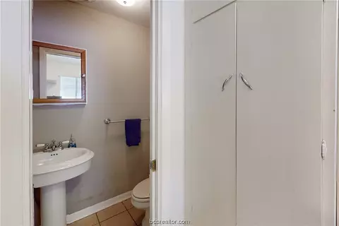 2103 Vinewood Dr, Bryan, TX 77802 photo 7