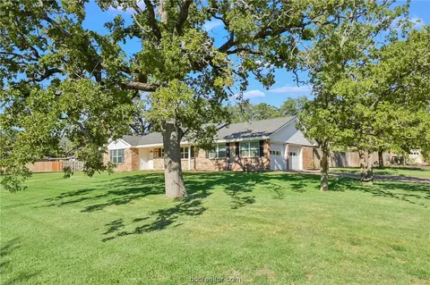 3505 Oak Ridge Dr, Bryan, TX 77802 photo 21