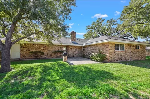 3505 Oak Ridge Dr, Bryan, TX 77802 photo 18