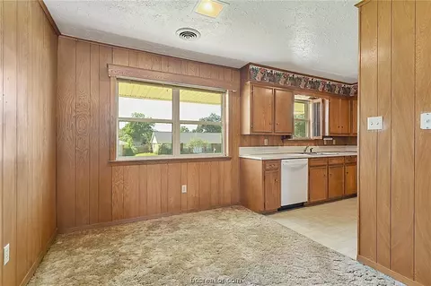 3505 Oak Ridge Dr, Bryan, TX 77802 photo 4