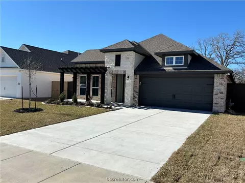 5617 Hayduke Ln, Bryan, TX 77802