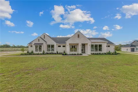 10741 Harvey Ranch Rd, College Station, TX 77845