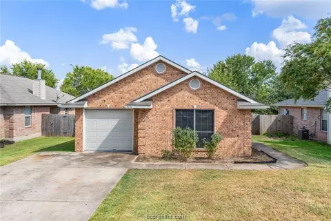 806 Azalea Ct, College Station, TX 77840