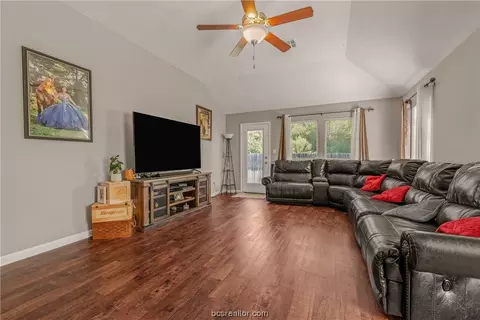 2128 Naples, Bryan, TX 77808 photo 11