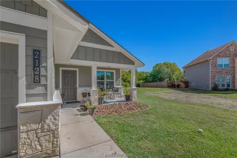 2128 Naples, Bryan, TX 77808 photo 3