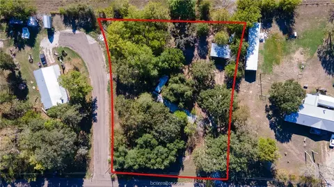 7792 Prospect Ln, Bryan, TX 77808