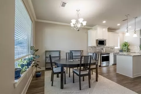 1902 Debbie Dr, Bryan, TX 77802 photo 20