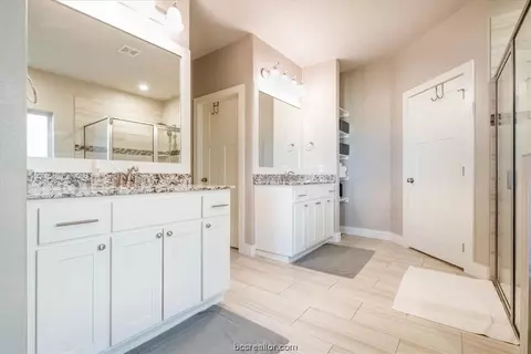 1902 Debbie Dr, Bryan, TX 77802 photo 26