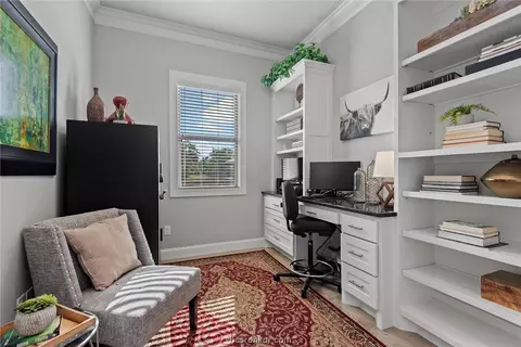 8877 Green Br, Bryan, TX 77808 photo 12
