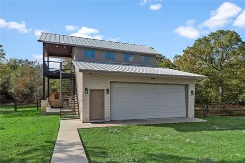 8877 Green Br, Bryan, TX 77808 photo 35