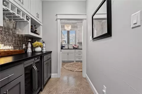 8877 Green Br, Bryan, TX 77808 photo 10