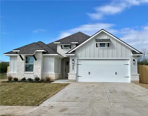 1943 Pinemont View Dr, Bryan, TX 77807