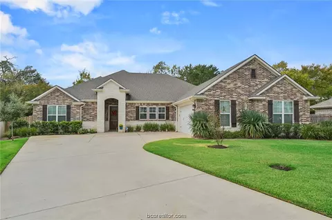 3072 W Embers Ct, Bryan, TX 77808