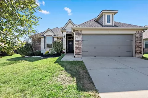 4104 Bridgewood Ct, College Station, TX 77845