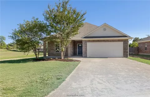 907 Avondale, Bryan, TX 77802