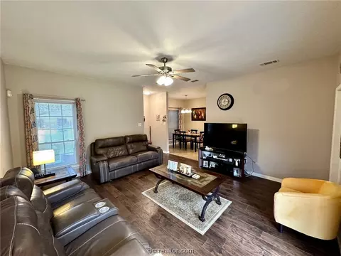 2525 Pinon Ct, Bryan, TX 77802 photo 14