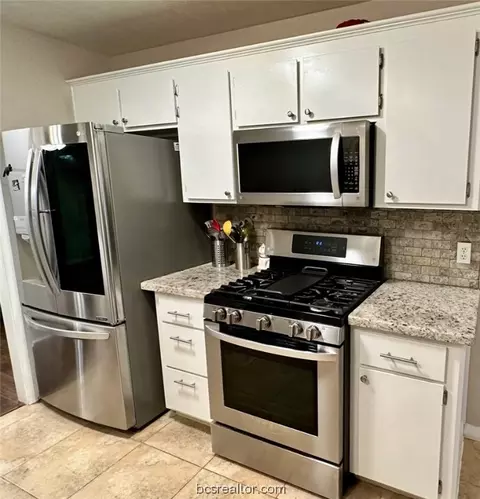 2525 Pinon Ct, Bryan, TX 77802 photo 6