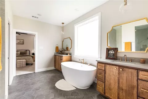 10367 Bourbon Ln, Bryan, TX 77808 photo 21