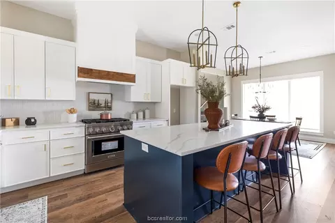 10367 Bourbon Ln, Bryan, TX 77808 photo 7