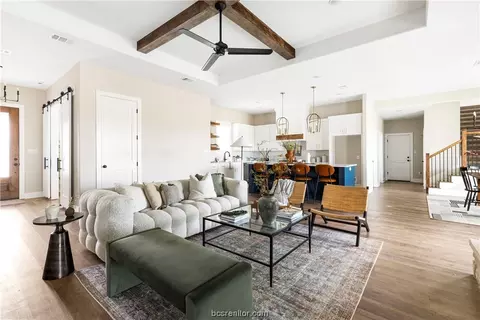 10367 Bourbon Ln, Bryan, TX 77808 photo 6