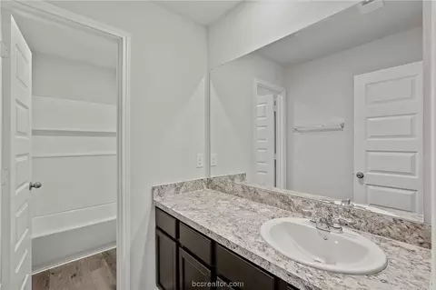 994 Harper Ln, Bryan, TX 77803 photo 28