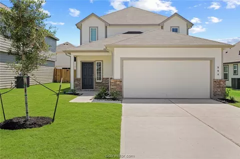 994 Harper Ln, Bryan, TX 77803